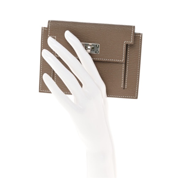 Hermes Chevre Chandra Kelly Pocket Compact Wallet Etoupe - Picture 9 of 17